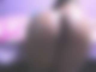 Live cam show with Angela-saenx - Oil on fapnchat