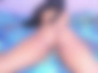 Live cam show with Angela-saenx - Petite on Camsoda