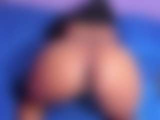 Angela-saenx's Live Sex Cam Show