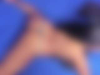 Live-Cam-Show mit Angela-saenx - Flashing auf Camsoda