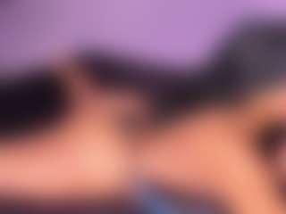 Live cam show with Angela-saenx - Spank Brown Hair on Gym Cam Girls