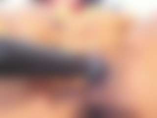 Live cam show with Angela-saenx - Shaved Pussy Brown Hair on studioflirtlive.com
