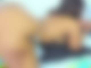 Live cam show with Angela-saenx - Striptease on Camsoda