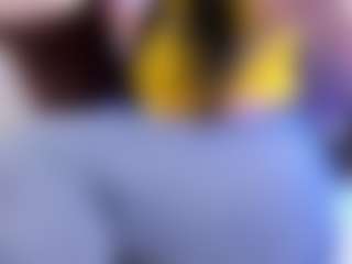 AvyMilton's Live Sex Cam Show