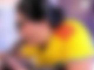 AvyMilton's Live Sex Cam Show