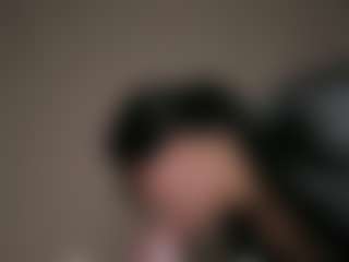 Live cam show with AvyMilton - Camel Toe on Milfs Live