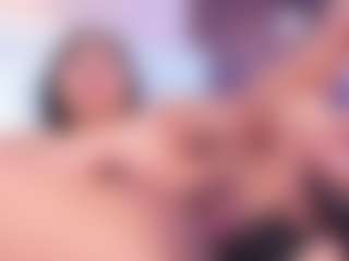 AvyMilton's Live Sex Cam Show