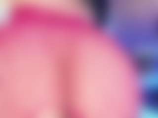 Live cam show with AvyMilton - Hairy Pussy on Chatstar