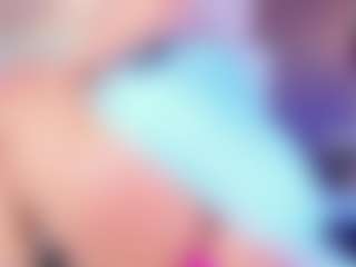 AvyMilton's Live Sex Cam Show