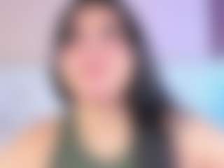 Live cam show with AvyMilton - Facial on Hubzter Live