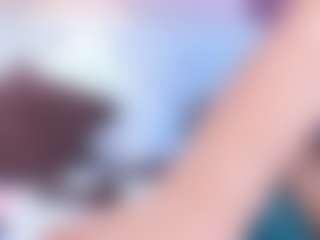 AvyMilton's Live Sex Cam Show