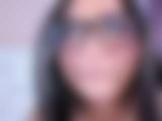 AvyMilton's Live Sex Cam Show