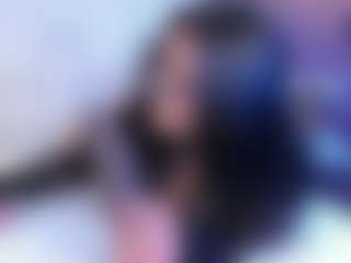 AvyMilton's Live Sex Cam Show