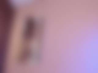 Live cam show with AvyMilton - Camel Toe on Camsoda