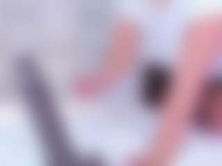 AvyMilton's Live Sex Cam Show