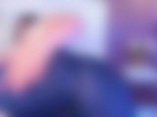 Live cam show with AvyMilton - Facial on Camsoda
