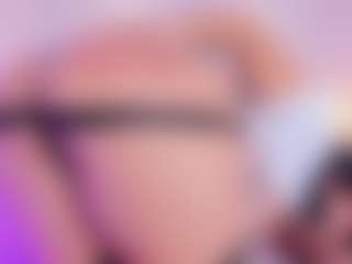 AvyMilton's Live Sex Cam Show