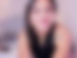 Live-Cam-Show mit AvyMilton - Spank auf Camsoda