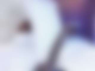 AvyMilton's Live Sex Cam Show