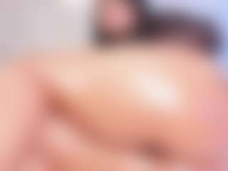 Live cam show with AvyMilton - Hairy Pussy on Camiplay Live