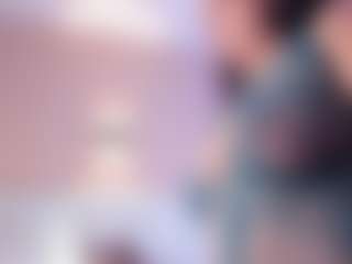 AvyMilton's Live Sex Cam Show