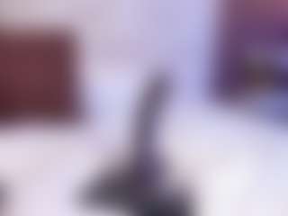 AvyMilton's Live Sex Cam Show