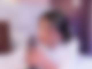 AvyMilton's Live Sex Cam Show