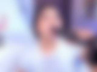 AvyMilton's Live Sex Cam Show
