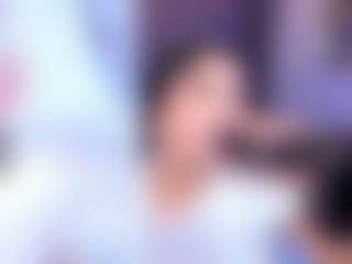 AvyMilton's Live Sex Cam Show