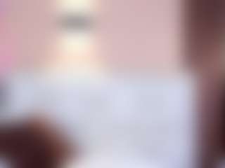 AvyMilton's Live Sex Cam Show
