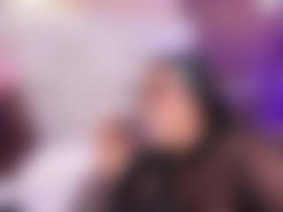 AvyMilton's Live Sex Cam Show