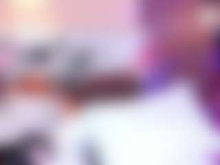 Live-camshow met AvyMilton - Facial op Camsoda