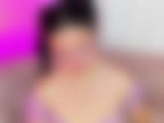 Live cam show with megan-devon - Shaved Pussy Curvy on Camsoda