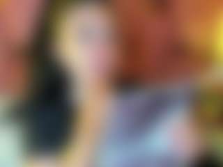 Live cam show with megan-devon - Nipple Piercings on Milfs Live