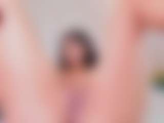 Live cam show with Charlote - Black HD on friskycurves.com