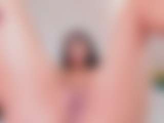 Live cam show with Charlote - Skinny on Hubzter Live