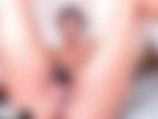 Live cam show with Charlote - Squirt on CamClone