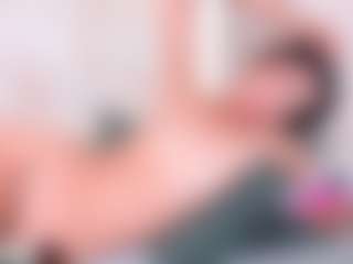 Live cam show with Charlote - Pornstar Skinny on Hubzter Live