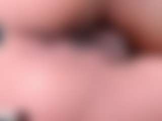 Live cam show with Charlote - Colombia on Camsoda