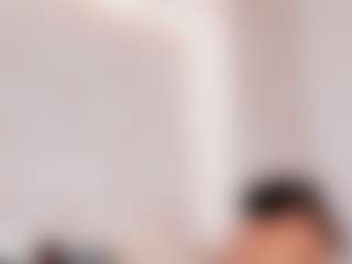 Live cam show with Charlote - Shaved Pussy on Camsoda