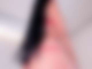 Live cam show with Charlote - Shaved Pussy Teen (18+) on Cam Slut