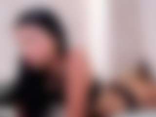 Live cam show with Charlote - Skinny on Camsoda