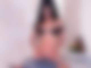 Live cam show with Charlote - Ebony Squirt on sexylive.show