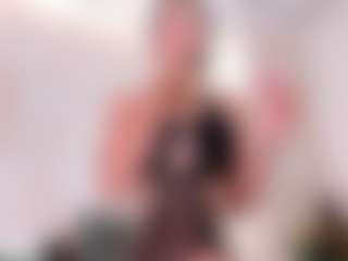 Live cam show with Charlote - Squirt on Camming Site