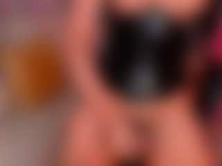 Live cam show with Franciis-4u - Brown Eyes on Mixed Magazine Live