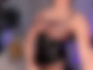 Franciis-4u's Live Sex Cam Show