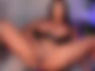 Franciis-4u's Live Sex Cam Show