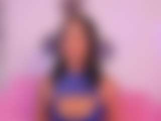 Live cam show with nakyra-bell - Sexy on fuck-show.com