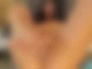 Sara Evans's Live Sex Cam Show