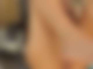 Sara Evans's Live Sex Cam Show